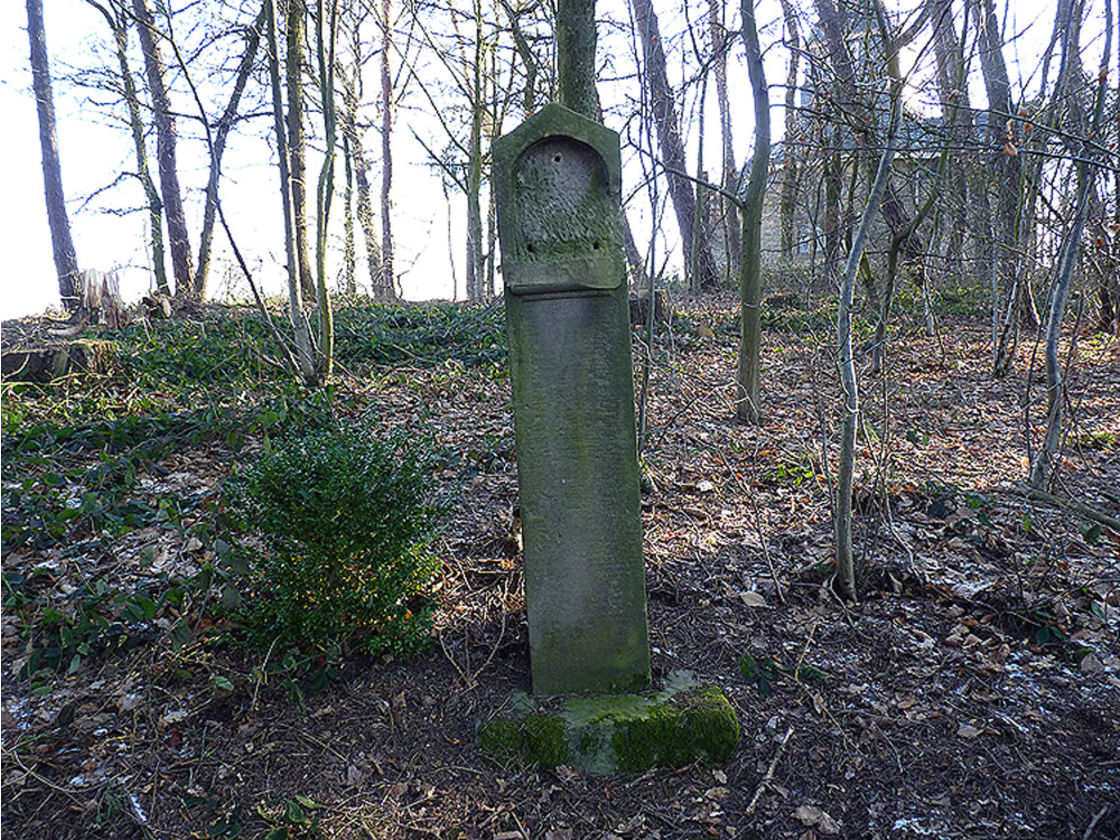 5. Fußfall nach der Verwüstung (Foto: Karl-Franz Thiede)